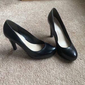 Franco Sarto Cisero Platform Pump black leather 7